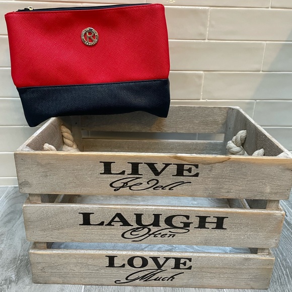 💥HP💥 NWOT Kenneth Cole Reaction Travel Toiletry Bag - Picture 3 of 9